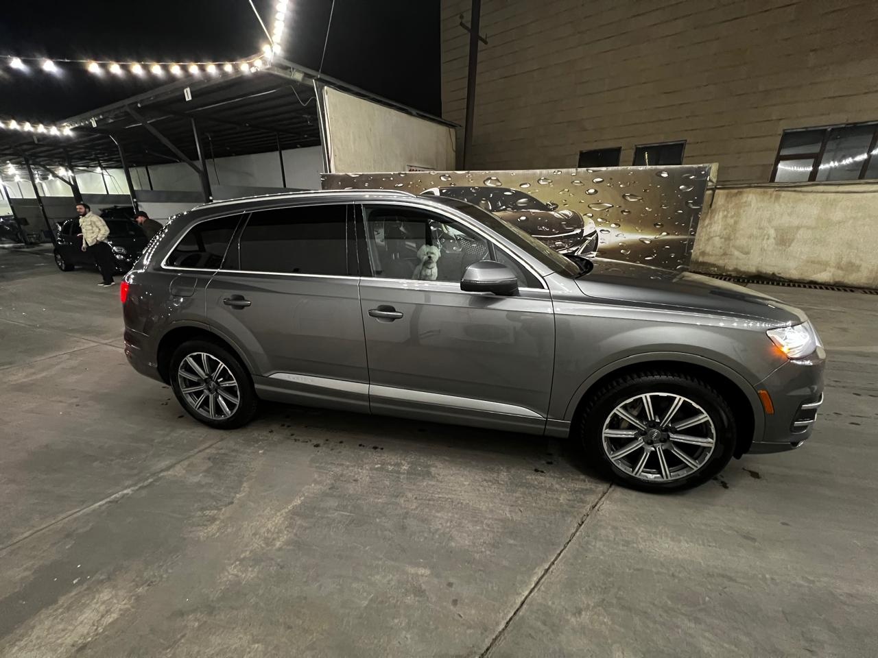 Audi Q7 - фото 3