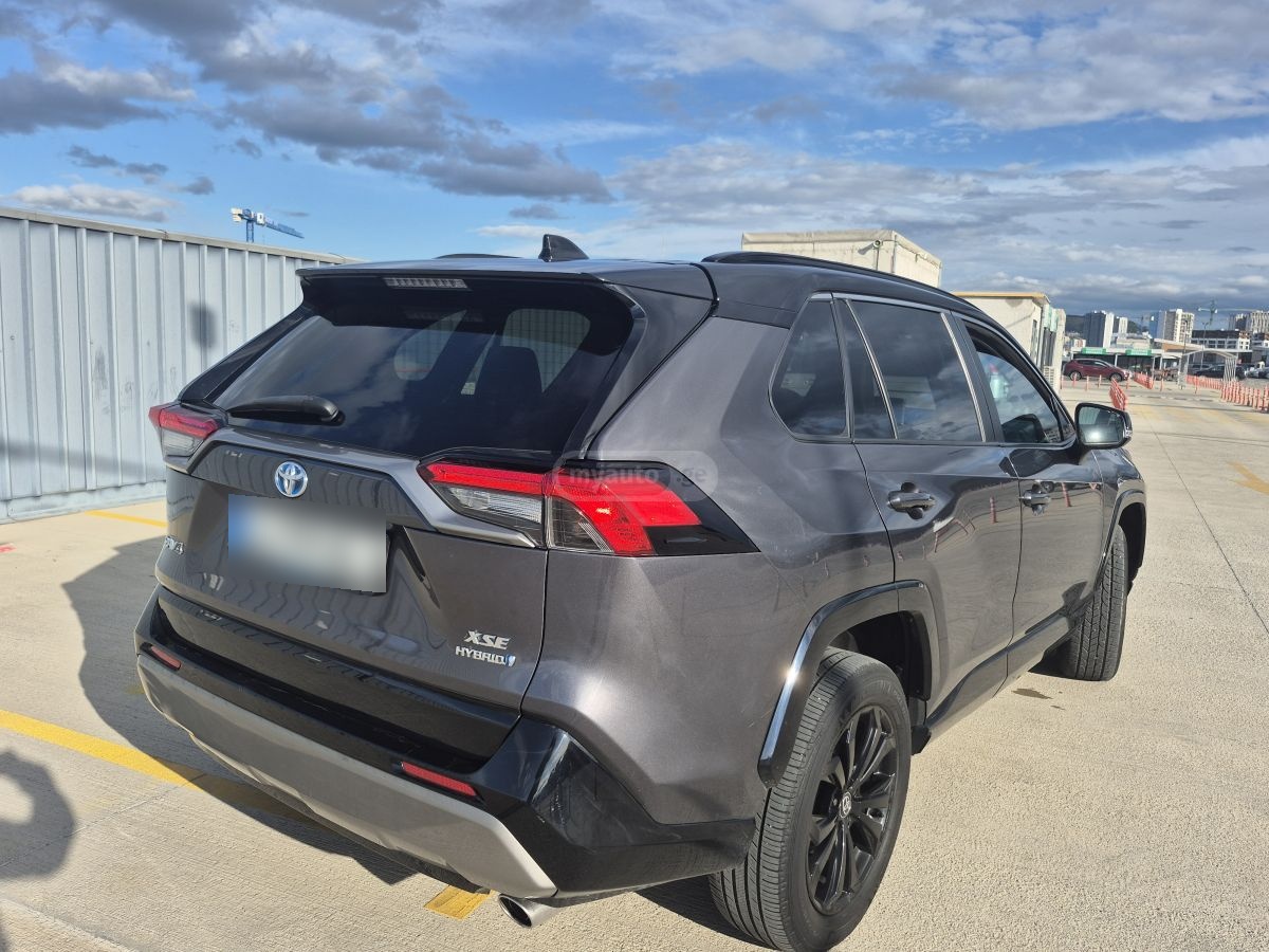 Toyota Rav 4 - фото 2