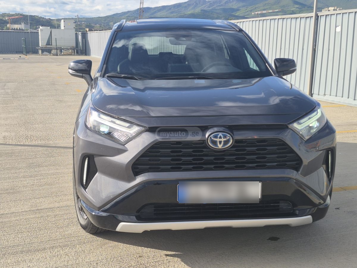 Toyota Rav 4 - фото 3