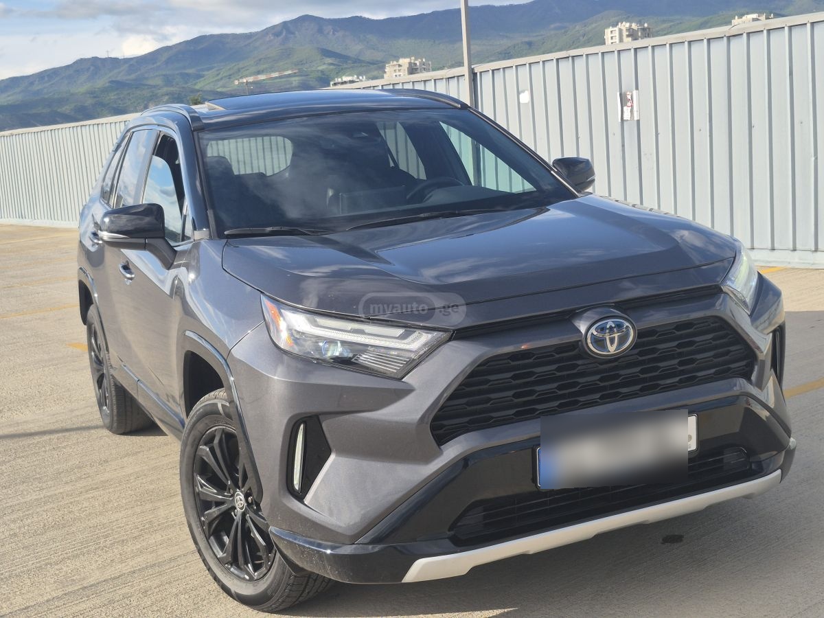 Toyota Rav 4 - фото 4