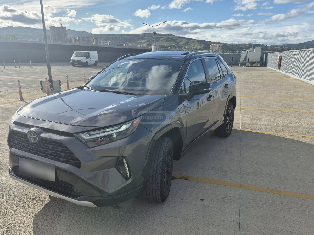 Toyota Rav 4 - фото 7