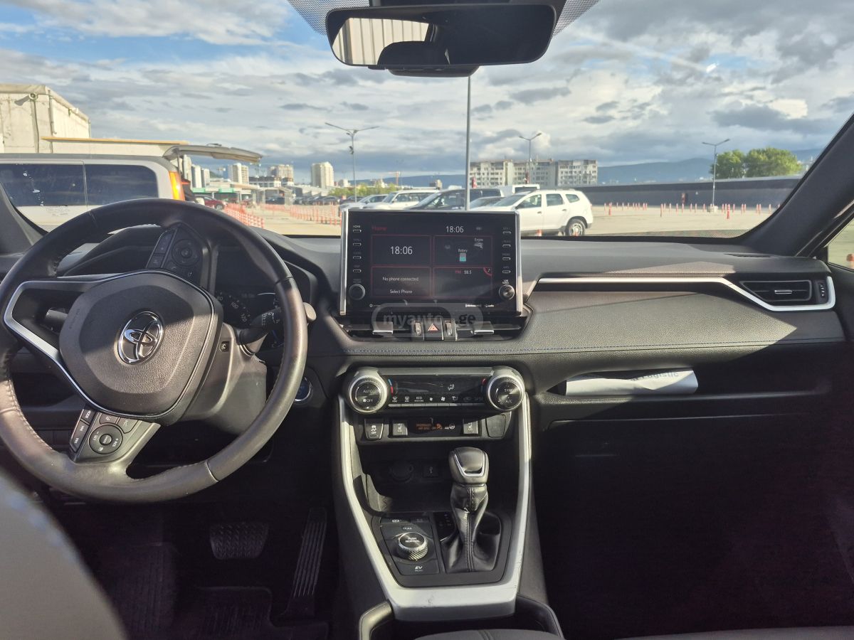 Toyota Rav 4 - фото 9