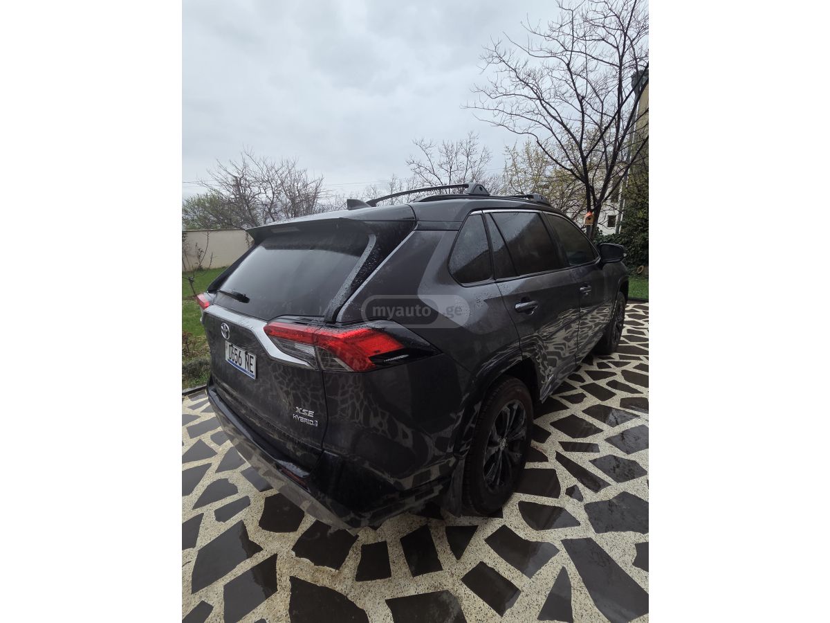 Toyota RAV 4 - фото 9