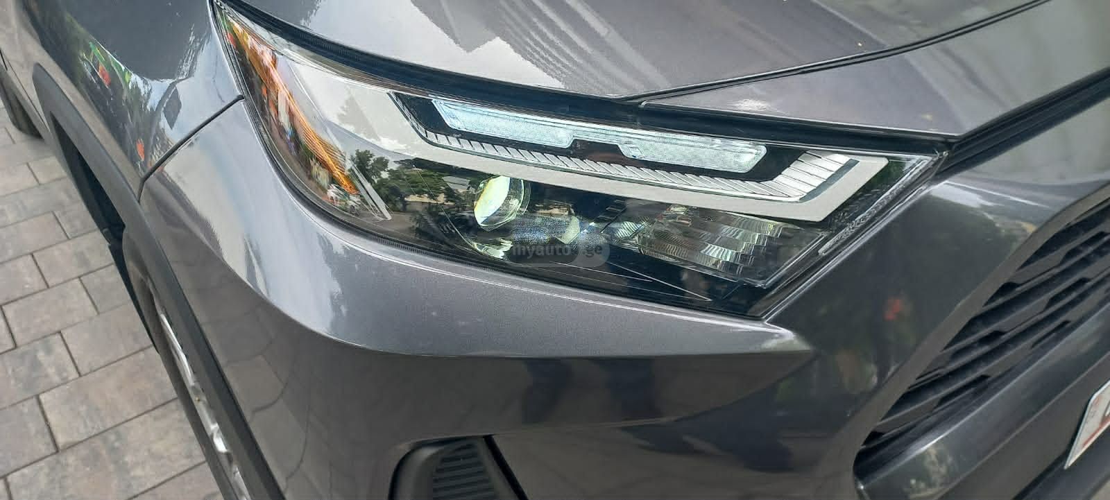 Toyota Rav 4 - фото 2