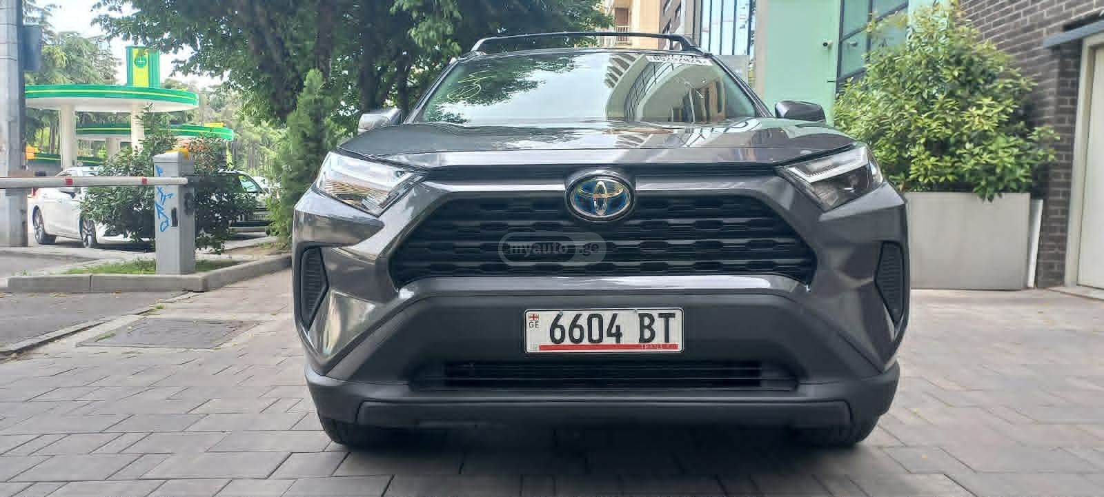 Toyota Rav 4 - фото 4