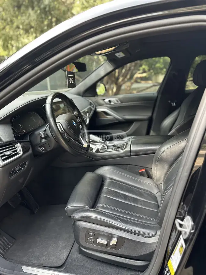 نمای دیگر BMW 2021