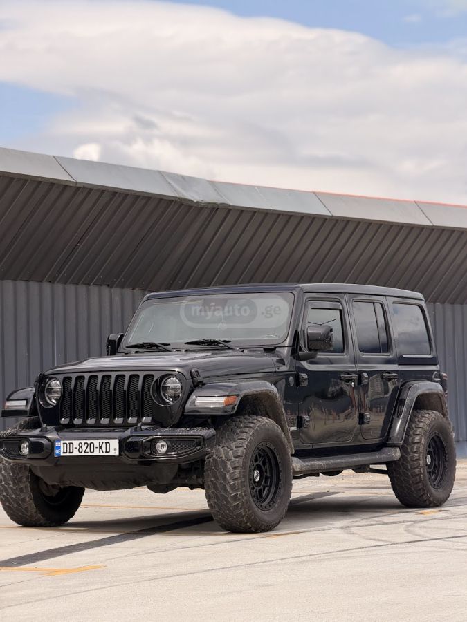 Jeep Wrangler - фото 2