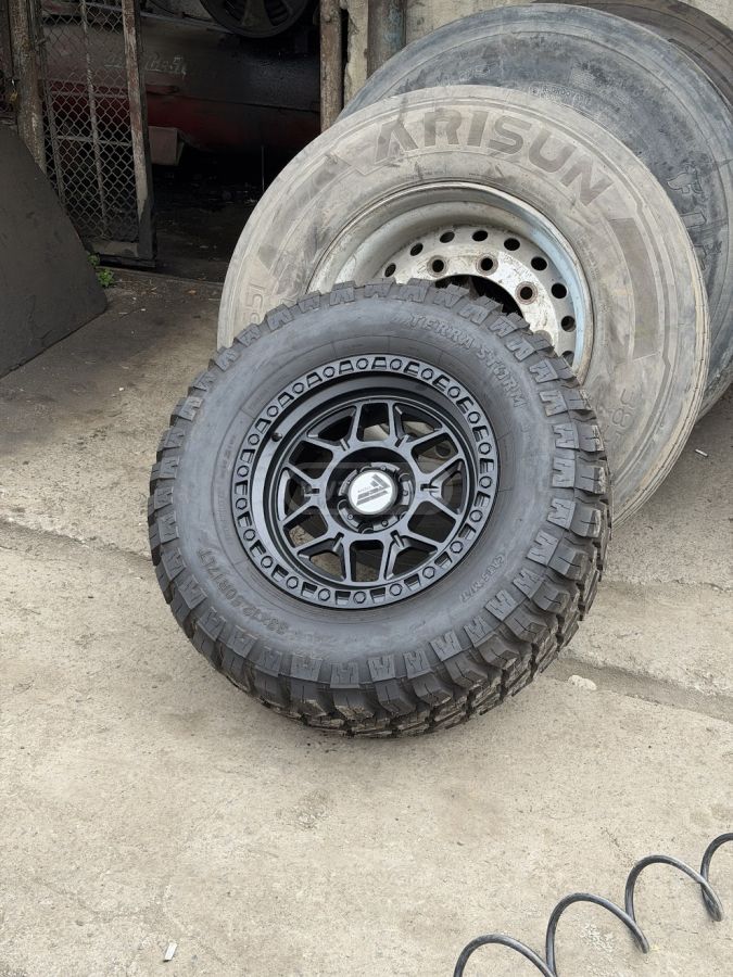 Jeep Wrangler - фото 3