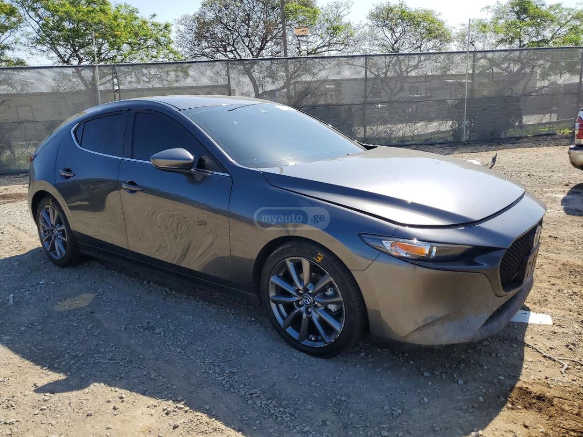 Mazda Mazda 3 - фото 3