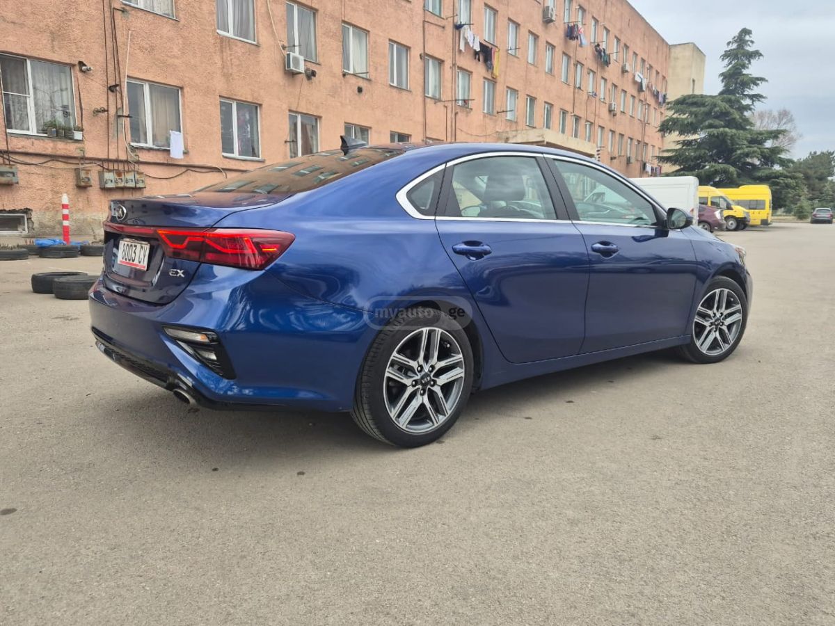 Kia EX — миниатюра 12