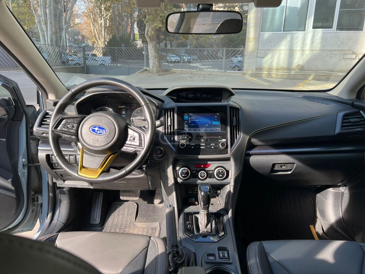 Subaru Crosstrek - фото 1