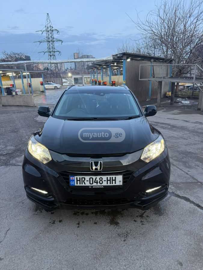 Honda Vezel - фото 1