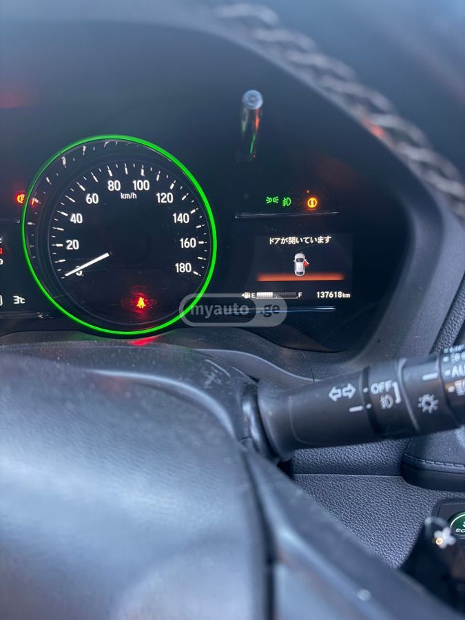 Honda Vezel - фото 4