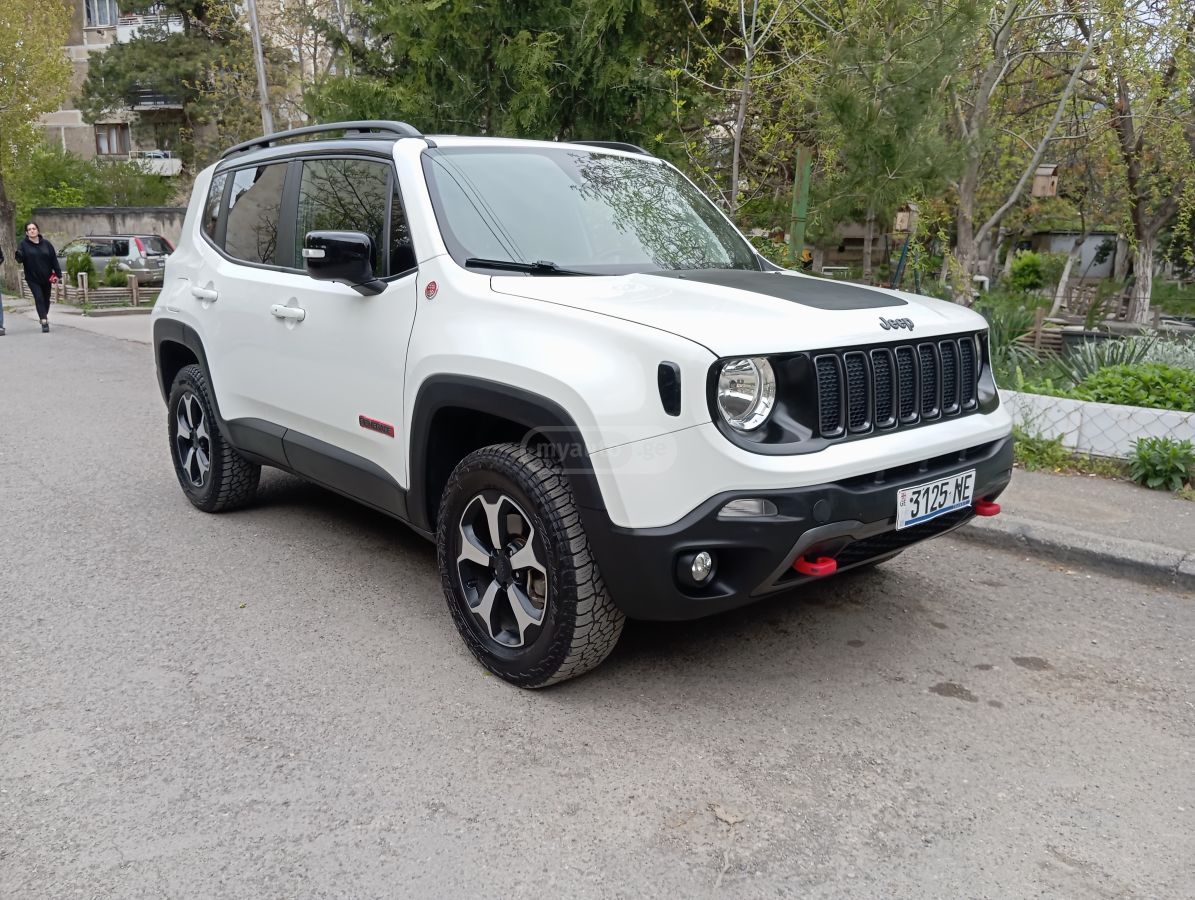Jeep Renegade - фото 6