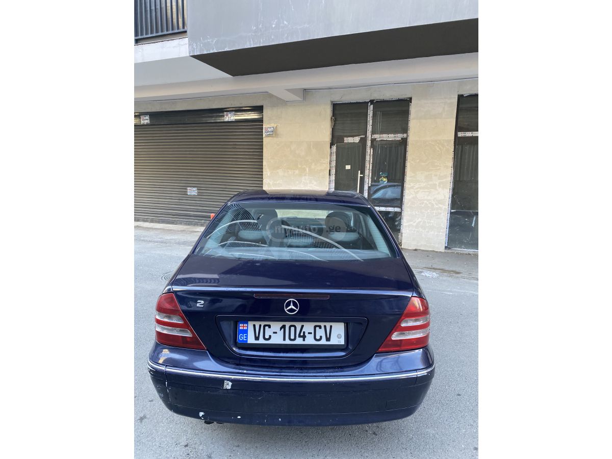 Mercedes-Benz C 240 - фото 2