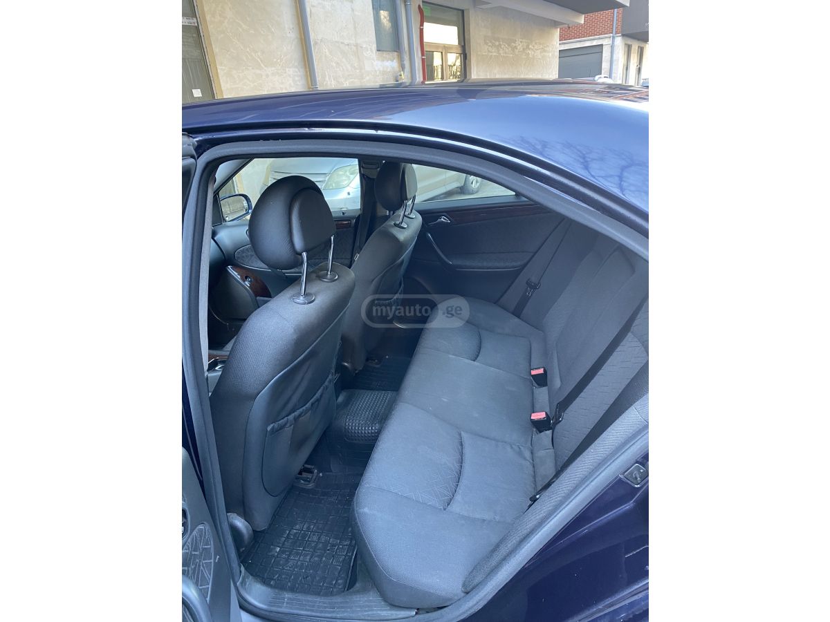 Mercedes-Benz C 240 - фото 5