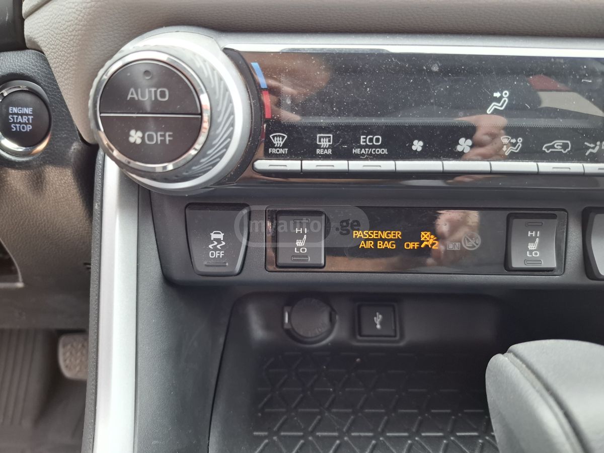 Toyota XLE 4dr All-Wheel Drive Automa — миниатюра 10