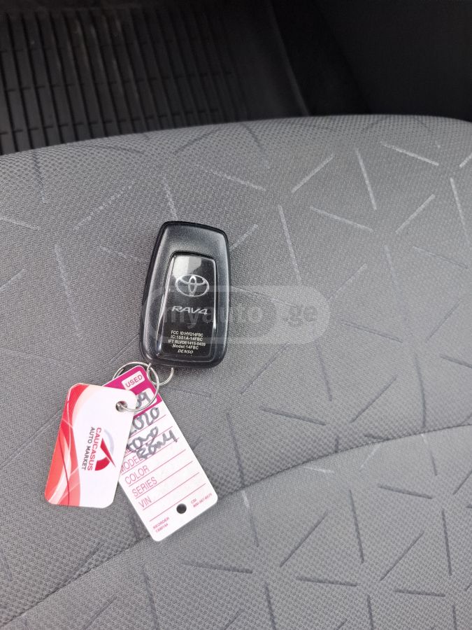 Toyota XLE 4dr All-Wheel Drive Automa — миниатюра 11