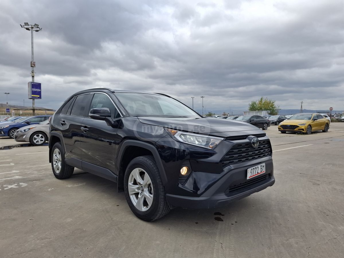 Toyota XLE 4dr All-Wheel Drive Automa — миниатюра 2