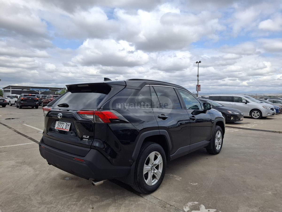 Toyota XLE 4dr All-Wheel Drive Automa — миниатюра 4