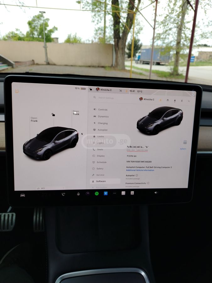 Tesla Model Y - фото 11