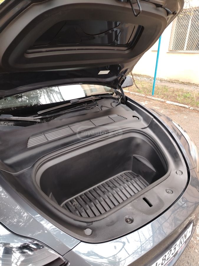 Tesla Model Y - фото 6