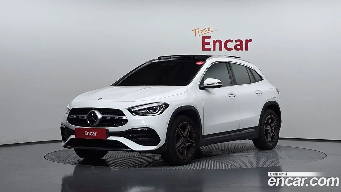 Mercedes-Benz GLA 45 AMG 2022 — миниатюра 1