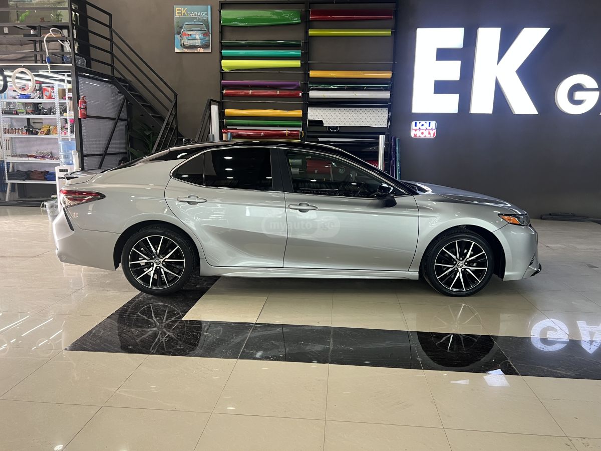 Toyota Camry - фото 10