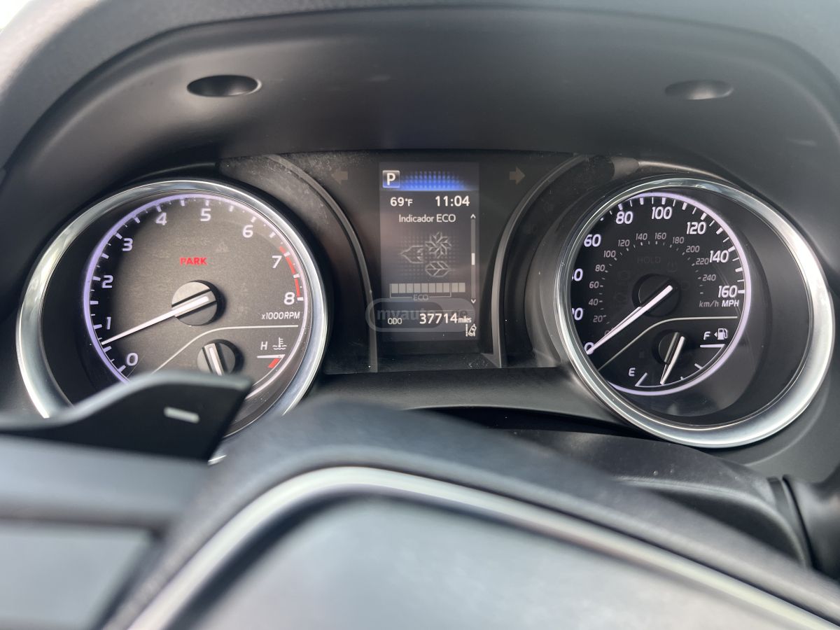 Toyota Camry - фото 11