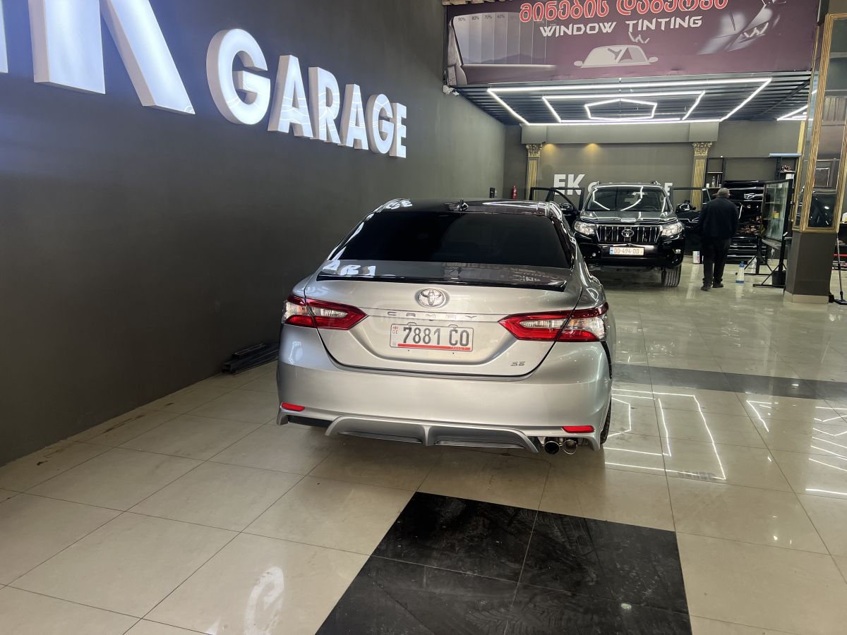 Toyota Camry - фото 6