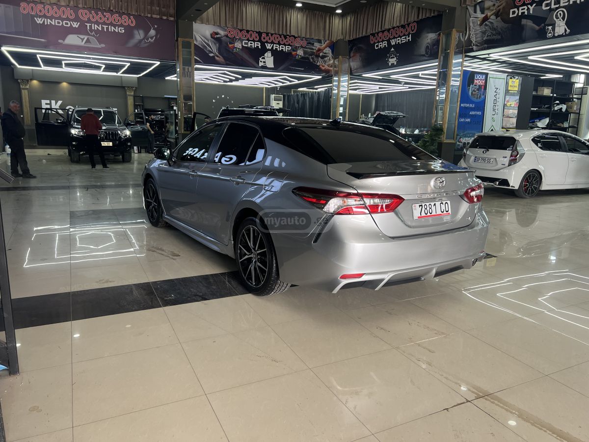 Toyota Camry - фото 8