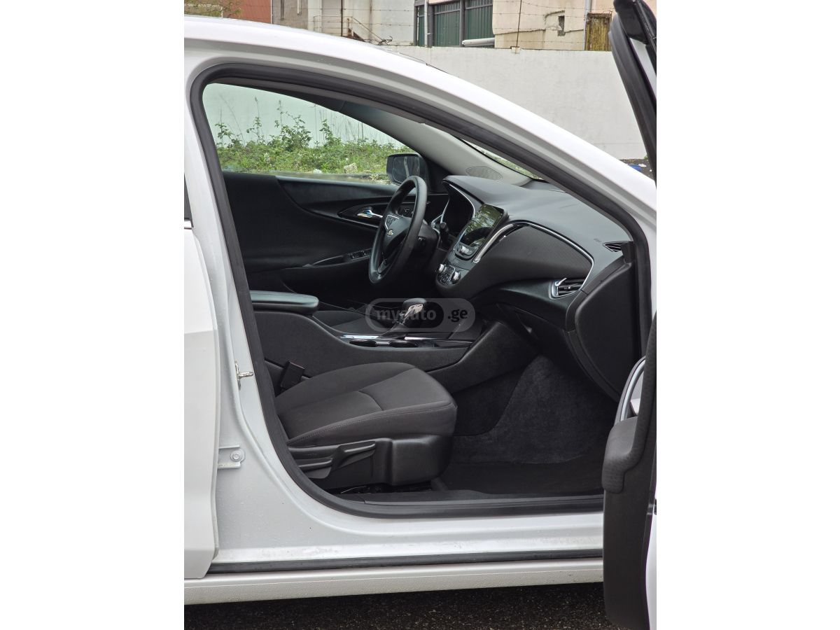 Chevrolet Malibu - фото 13