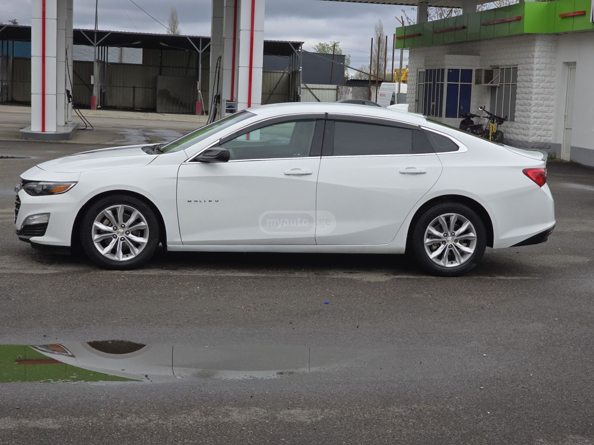Chevrolet Malibu - фото 4