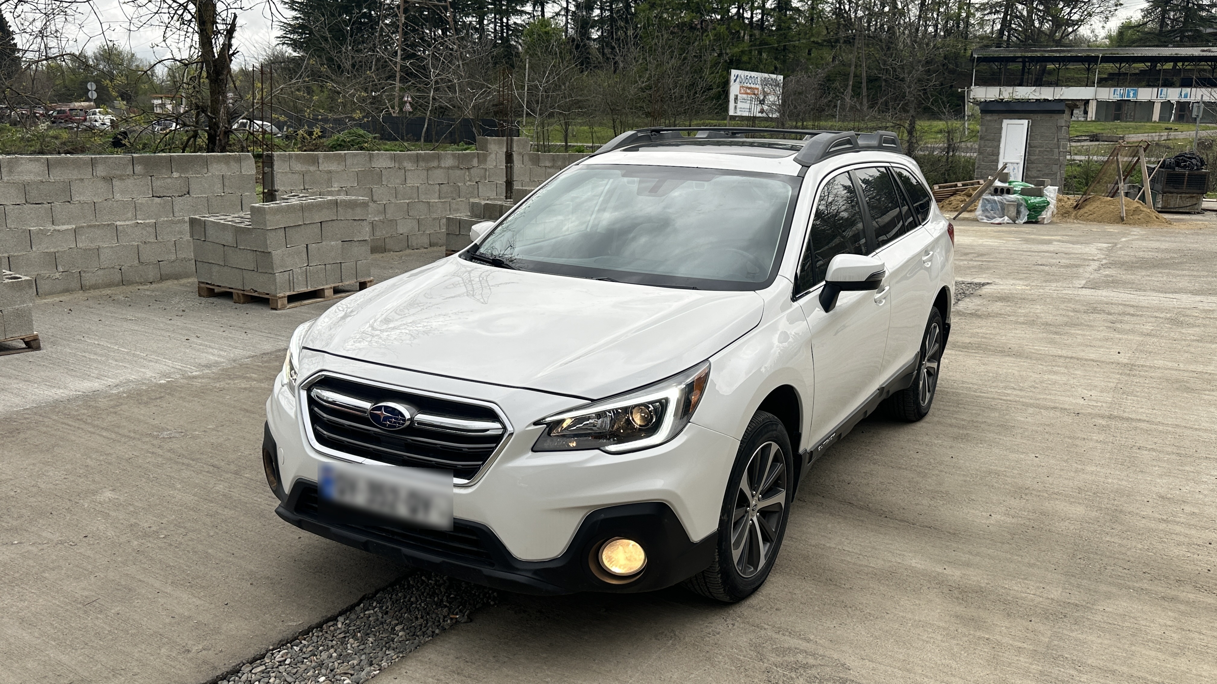Subaru Outback - фото 2