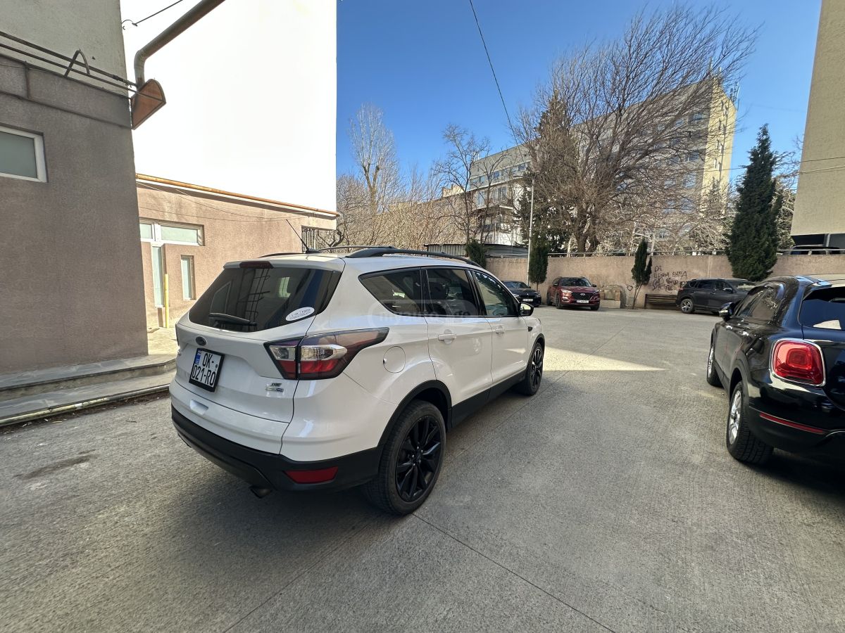 Ford Escape - фото 11