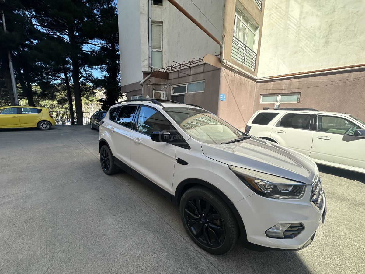 Ford Escape - фото 12