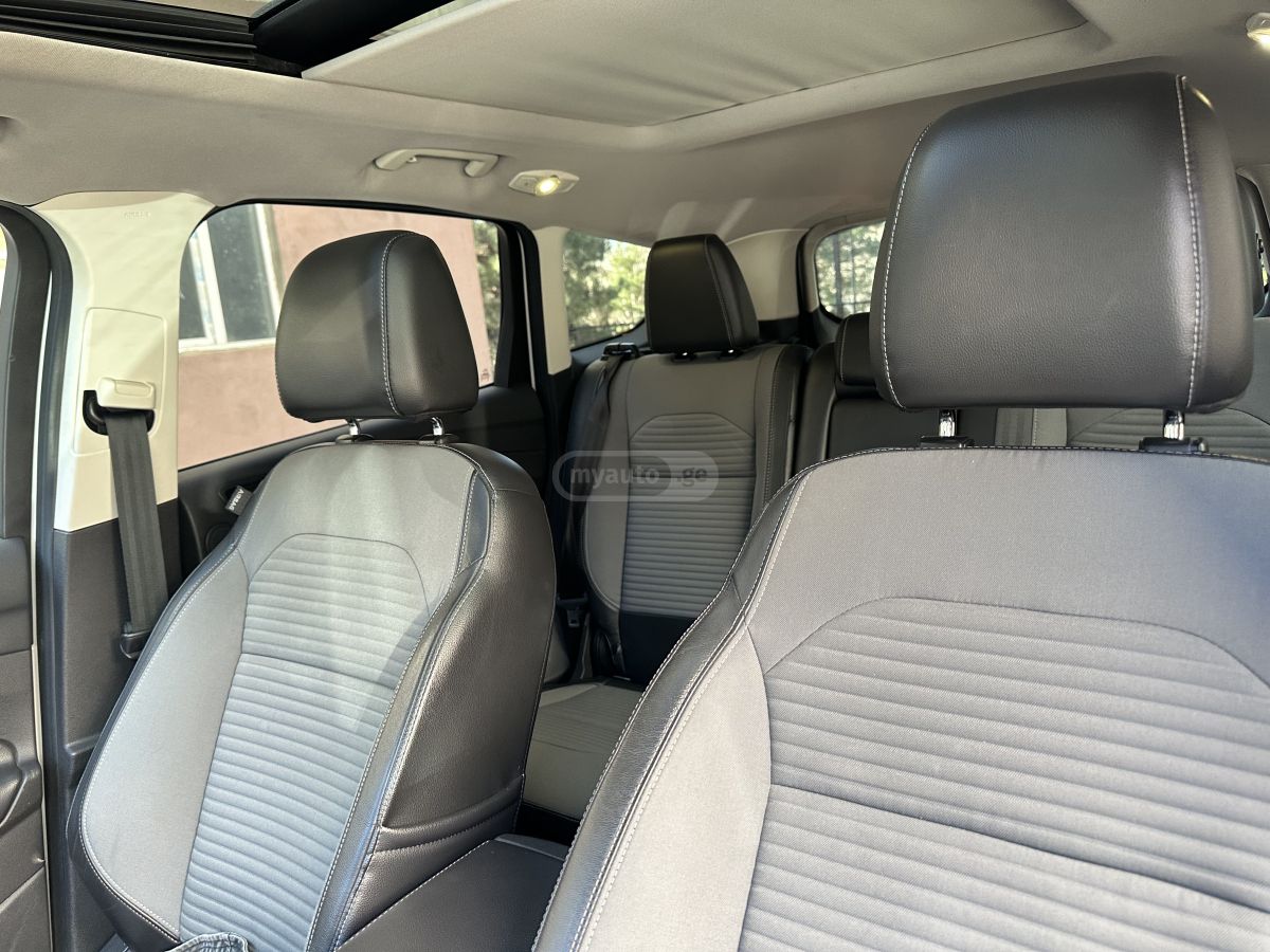 Ford Escape - фото 3