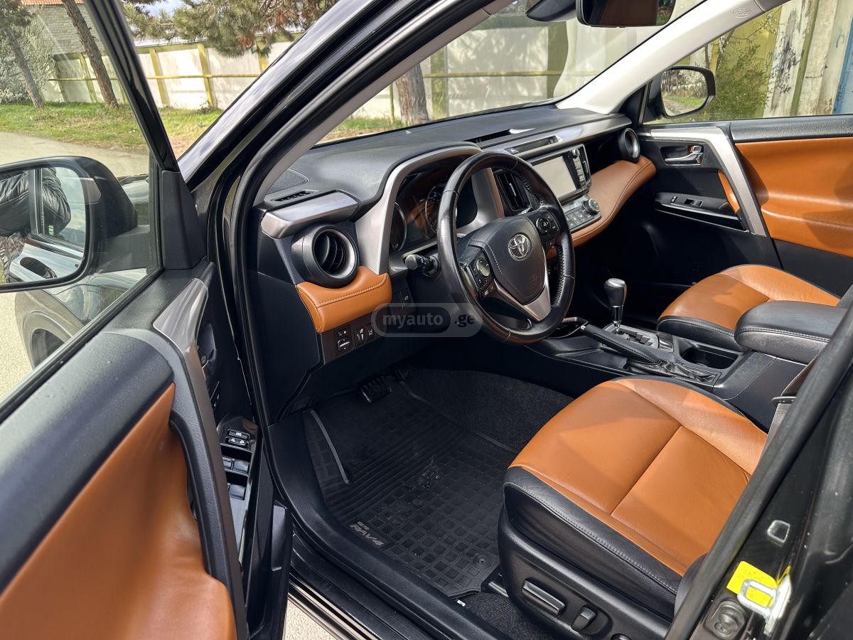 Toyota RAV 4 - фото 10