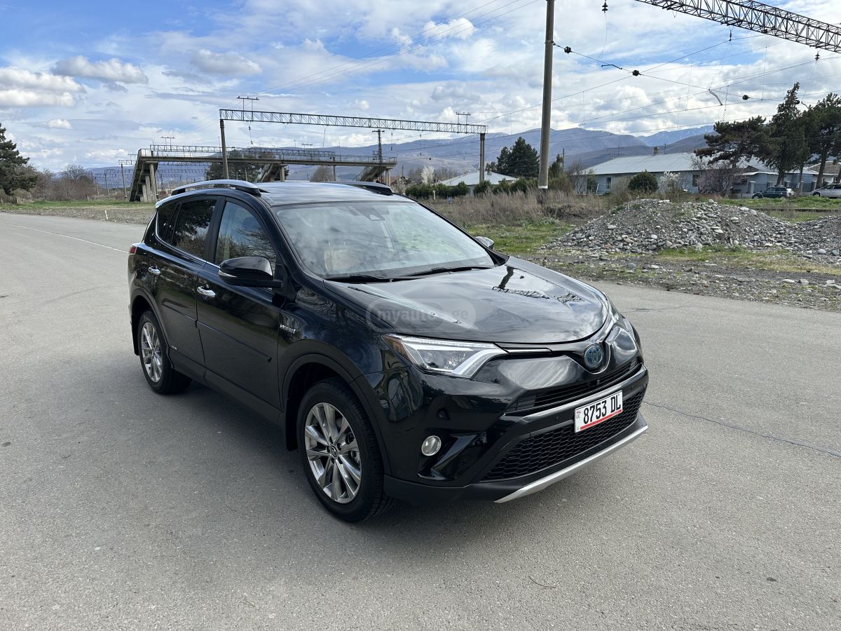 Toyota RAV 4 - фото 2