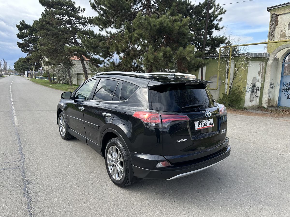 Toyota RAV 4 - фото 6