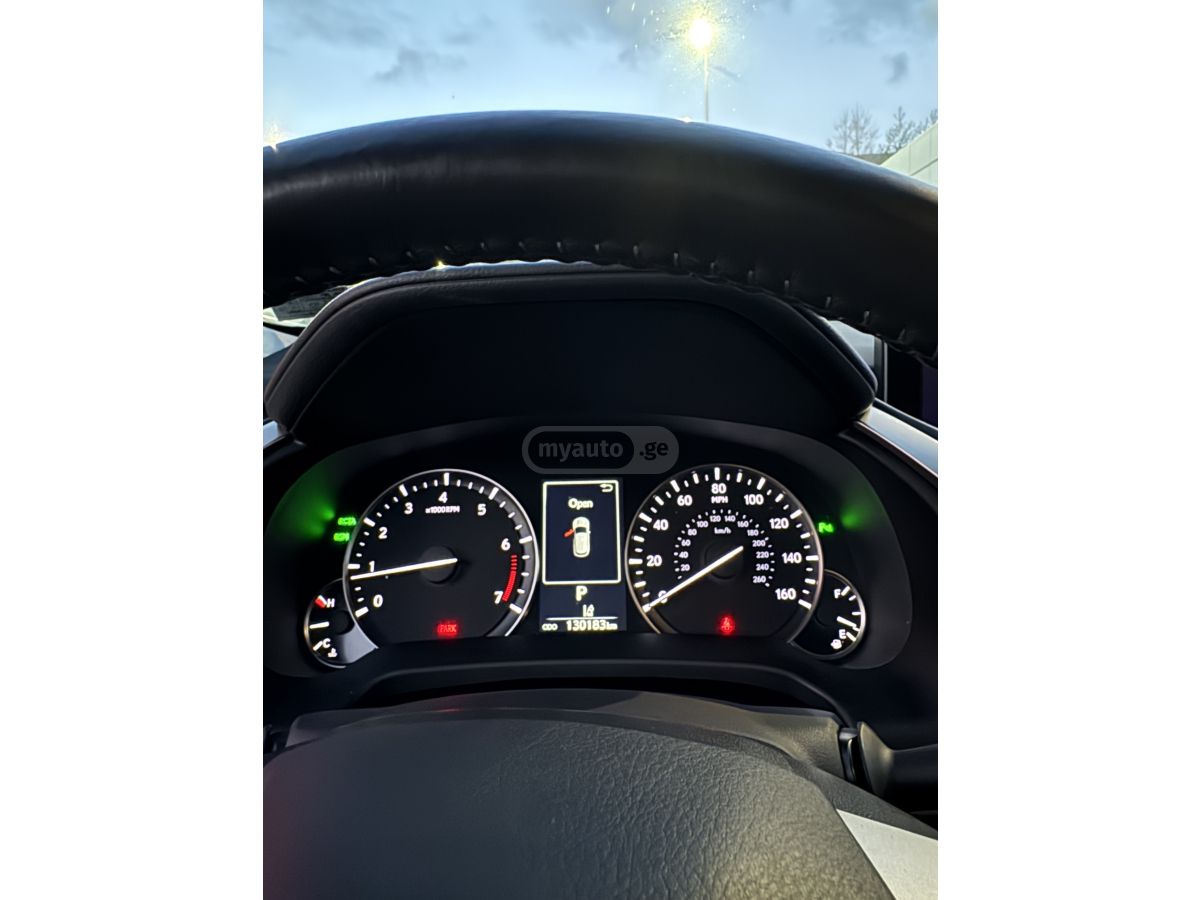 Lexus RX 350 - фото 12