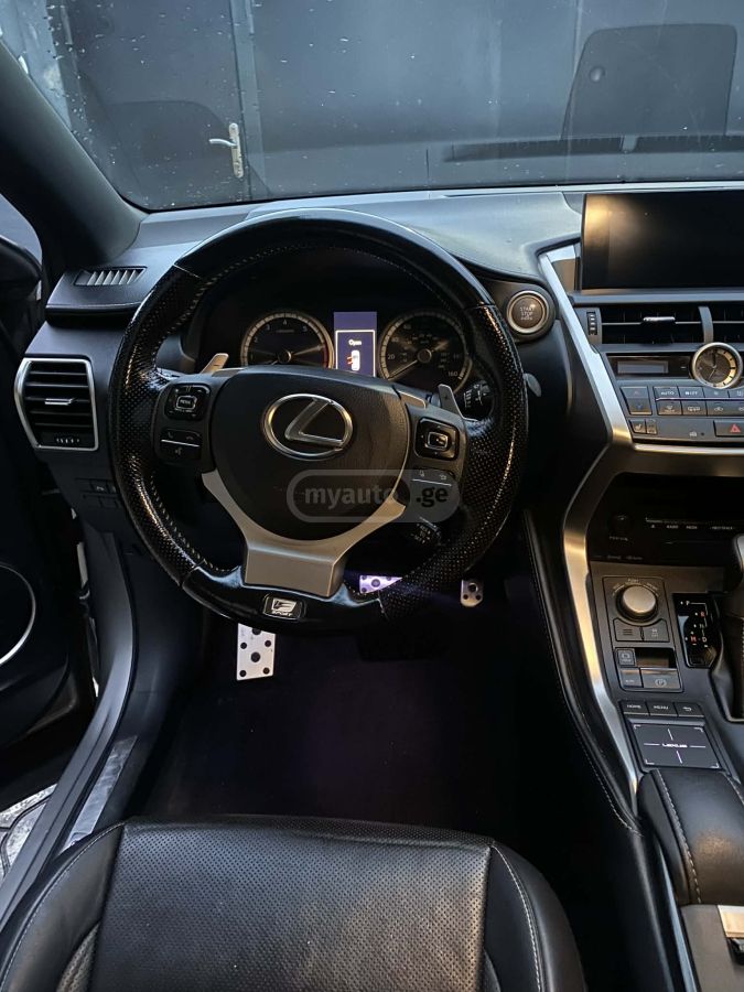 Lexus NX 200 - фото 3