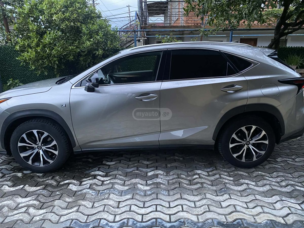 Lexus NX 200 - фото 8