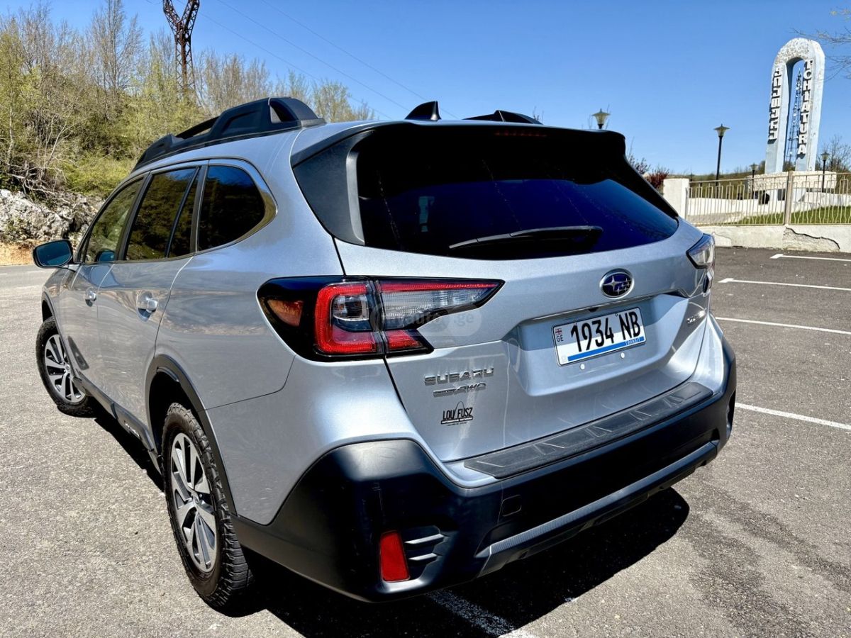 Subaru Outback - фото 4