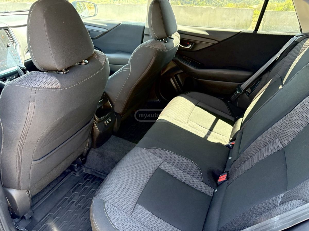 Subaru Outback - фото 8