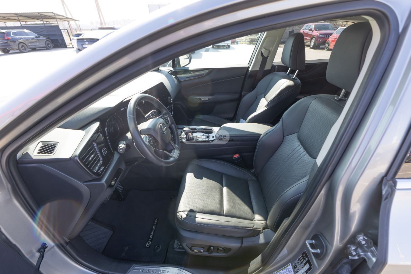 Lexus NX 350 - фото 10