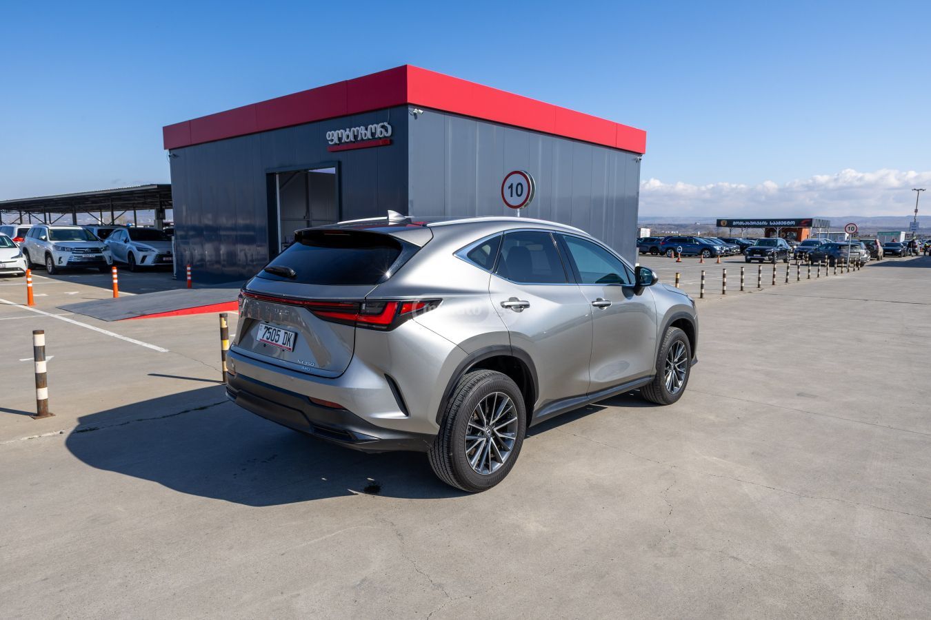 Lexus NX 350 - фото 4