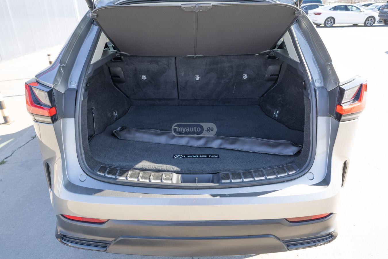 Lexus NX 350 - фото 7