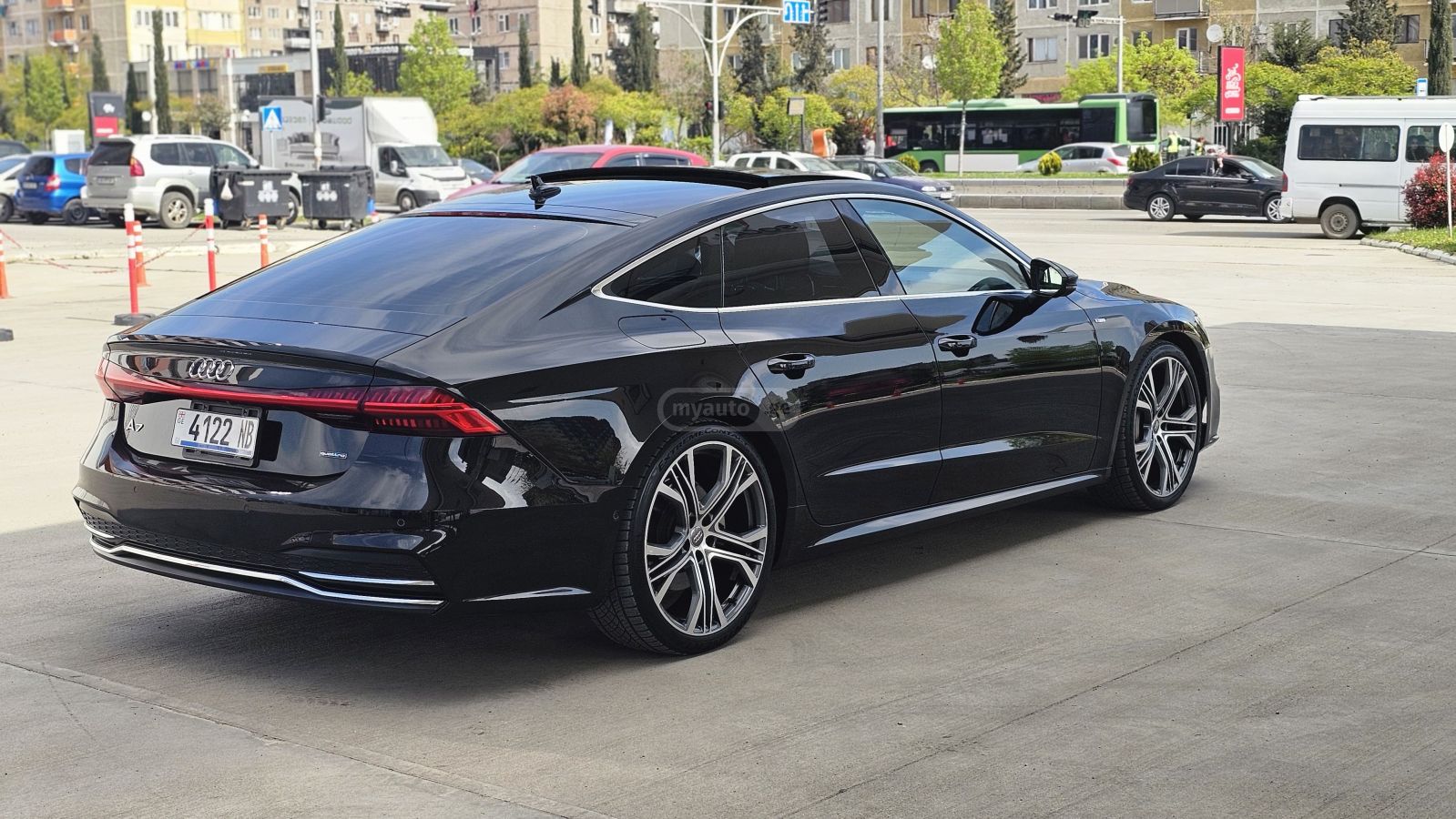 Audi A7 - фото 1
