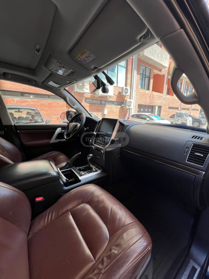 Toyota Land Cruiser - фото 13